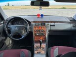 Mercedes E 200-4
