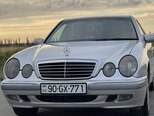 Mercedes E 200-8