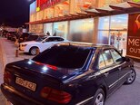 Mercedes E 200-2