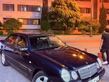 Mercedes E 200-3