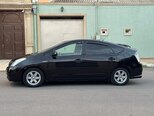 Toyota Prius-12