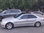 Mercedes E 270-7