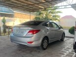 Hyundai Accent-3
