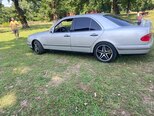 Mercedes E 200-2