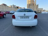 Volkswagen Polo-7