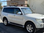 Mitsubishi Pajero-3