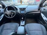 Hyundai Accent-8