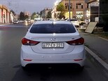 Hyundai Avante-11
