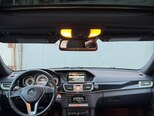 Mercedes E 250-11