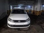 Volkswagen Polo-2