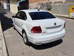 Volkswagen Polo-3