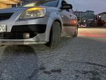 Kia Rio-5