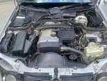 Mercedes E 230-8