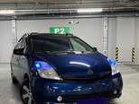 Toyota Prius-4