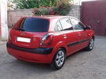 Kia Rio-7