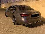 Mercedes E 200 4MATIC-4