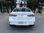 Hyundai Sonata-10