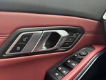 BMW 330e-21