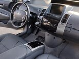 Toyota Prius-12