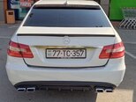 Mercedes E 220-2