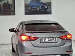 Hyundai Elantra-8