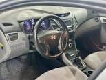 Hyundai Elantra-11