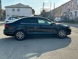 Volkswagen Jetta-5