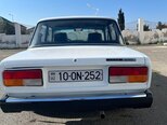 LADA (VAZ) 2107-2