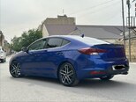 Hyundai Elantra-4