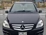 Mercedes B 180-1