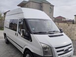 Ford Transit-4