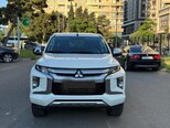 Mitsubishi L200-4