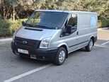 Ford Transit-16