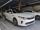 Kia K5-3