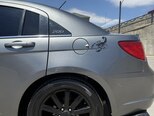 Chrysler 200-7