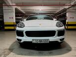 Porsche Cayenne-10
