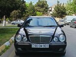 Mercedes E 220-1