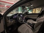 Hyundai Elantra-5