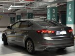 Hyundai Elantra-3