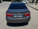Toyota Camry-8