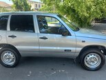 Chevrolet Niva-7
