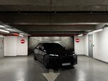 BMW i7-1