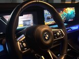 BMW i7-7