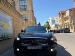 Infiniti FX35-1