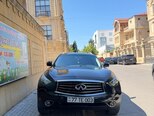 Infiniti FX35-7