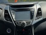 Hyundai Elantra-8