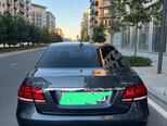 Mercedes E 220 4MATIC-2