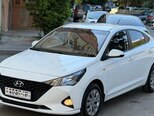 Hyundai Accent-5