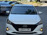 Hyundai Accent-3