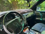 Mercedes E 230-12